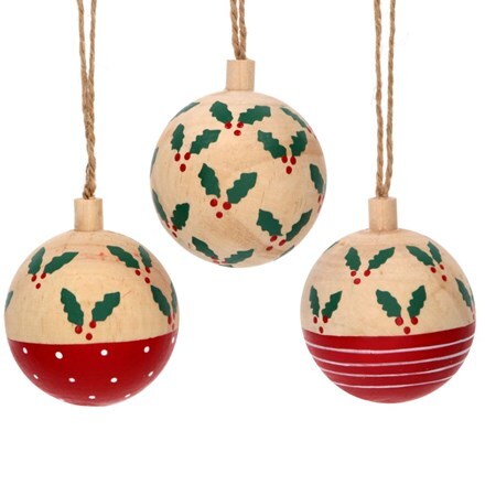 Wooden bauble with holly