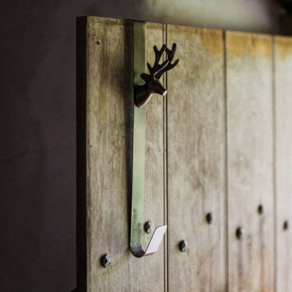 Deer wreath hanger