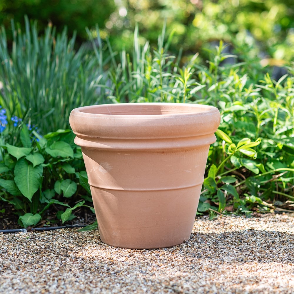 Ridged Italian terracotta pot