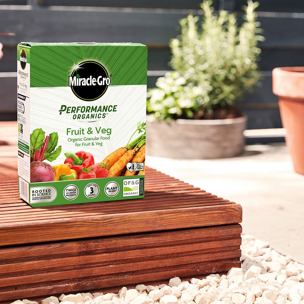 Miracle gro performance organics fruit and veg granular food