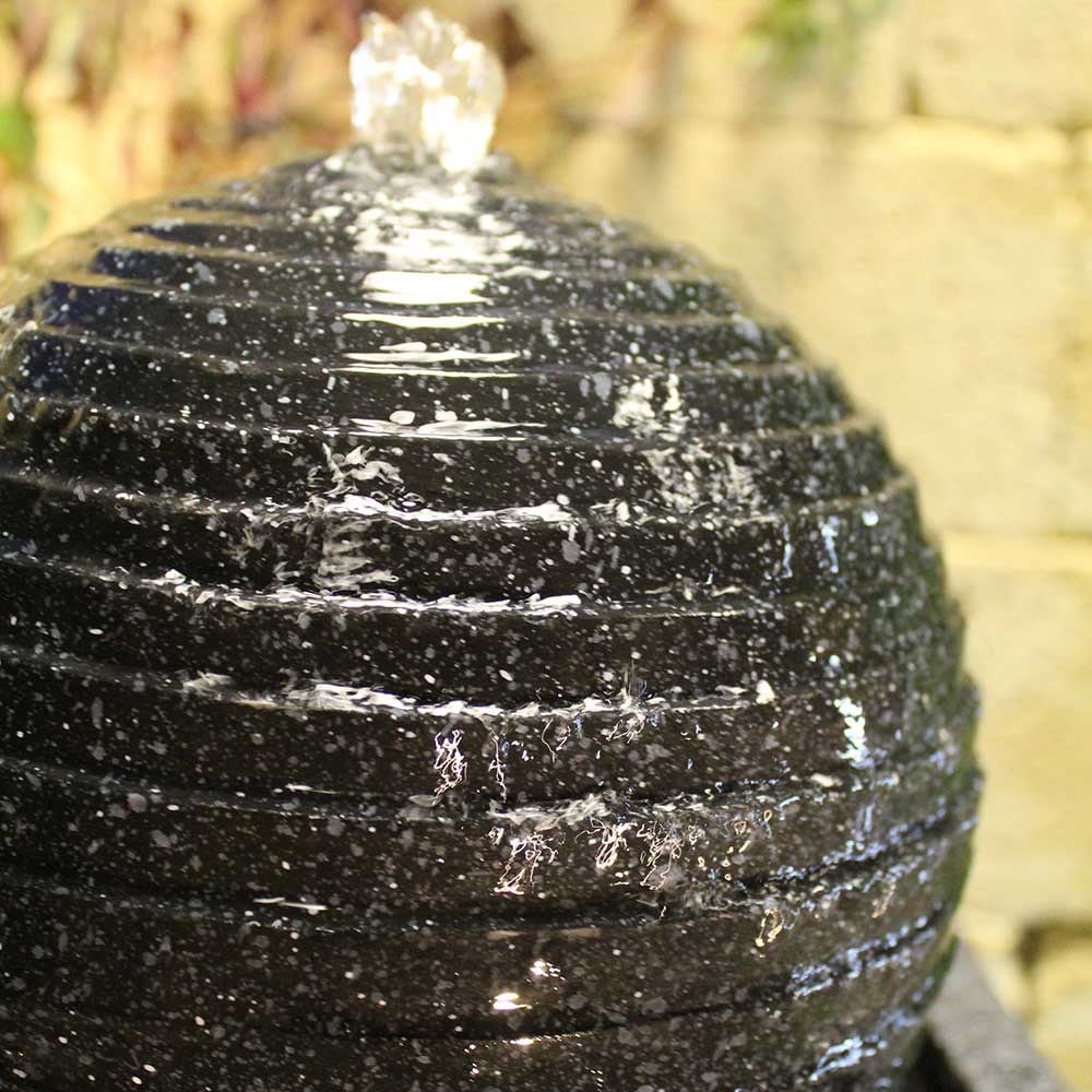 Spiral water feature