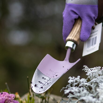 Mulch hand trowel - lavender