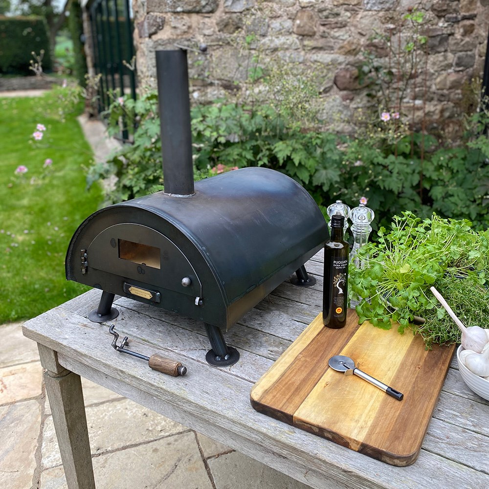 Table top pizza oven