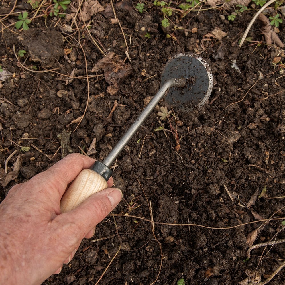 DeWit hand disc weeder
