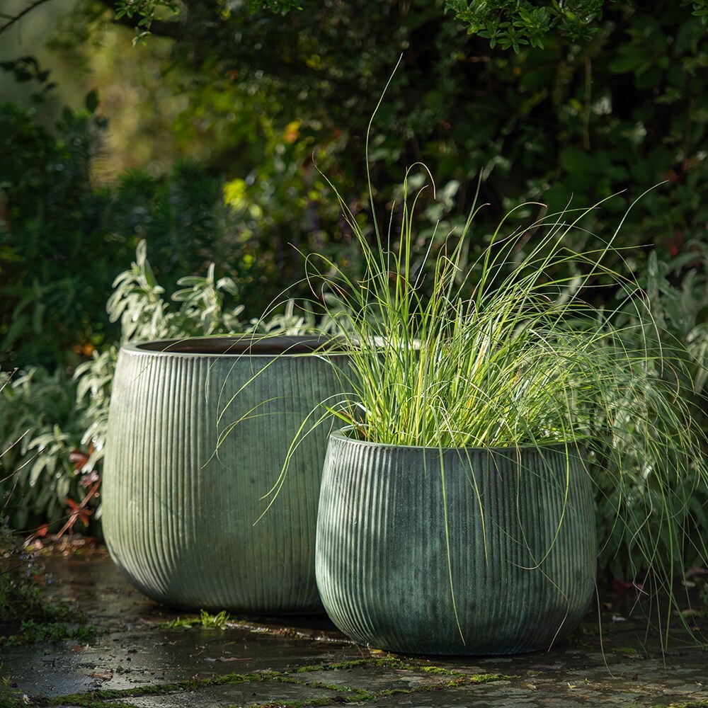 Ripple bowl planter - verdigris