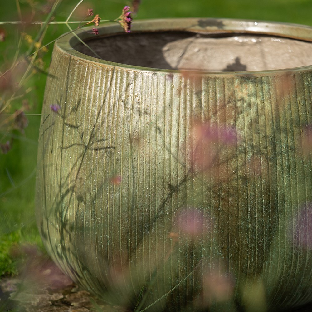Ripple bowl planter - verdigris