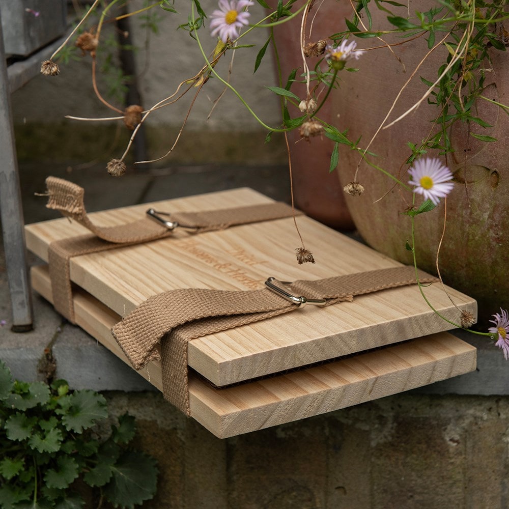 Wooden flower and herb press with straps