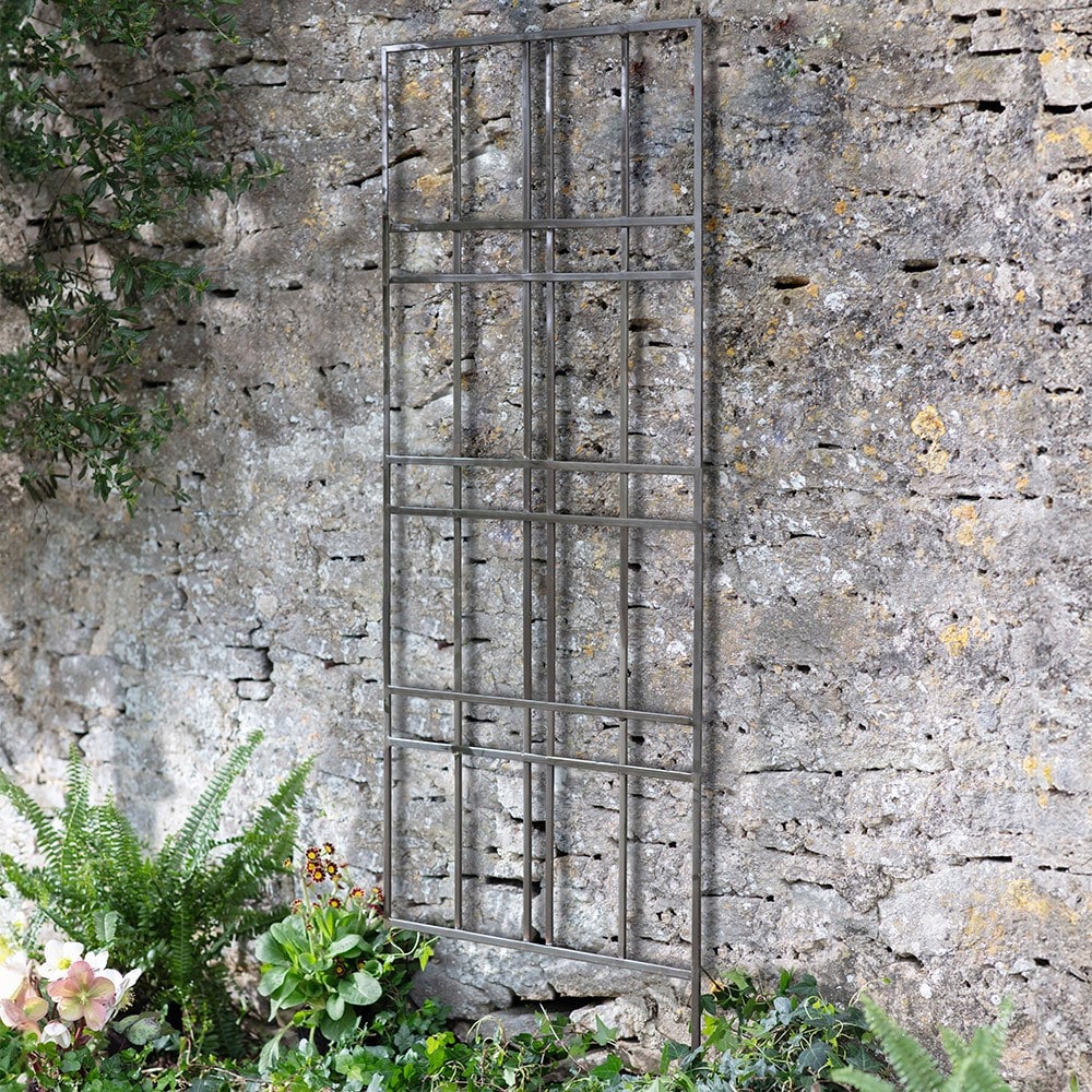 Rectangular steel floor trellis