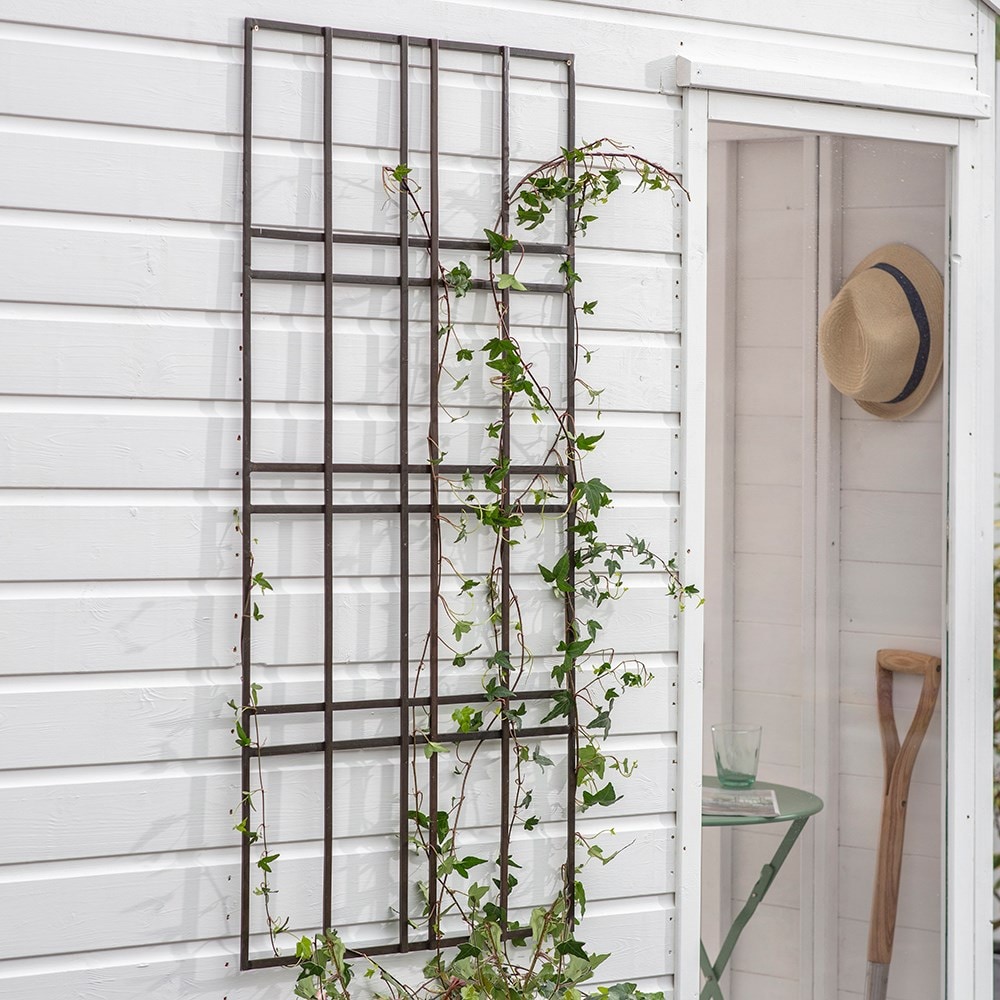 Rectangular steel trellis