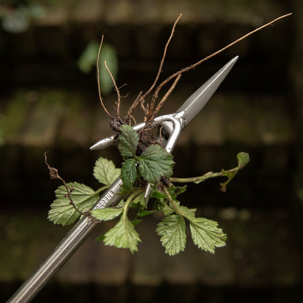 Sneeboer wrotter weeding tool