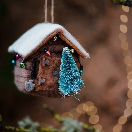 Felt decorated shed