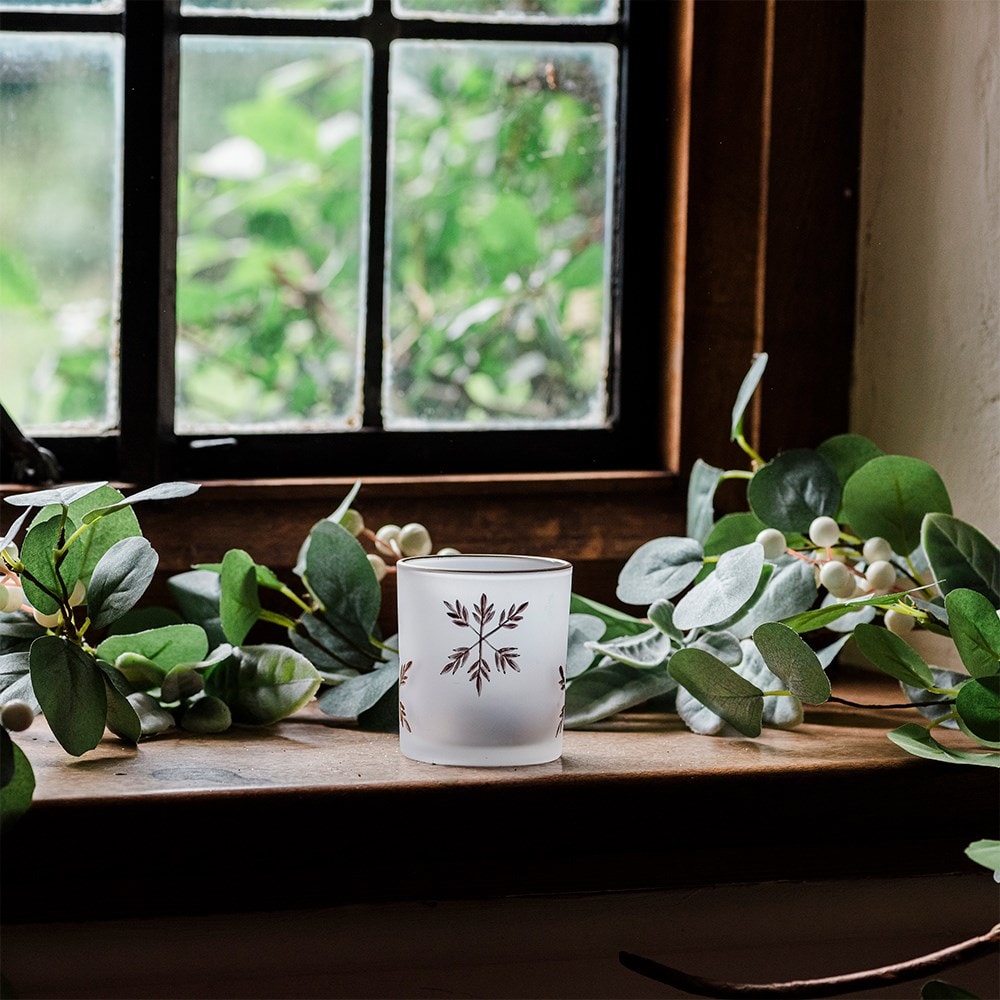 Glass snowflake tealight holders - set of 2