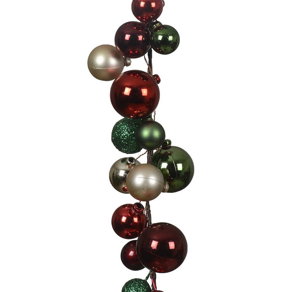 Shatterproof bauble garland