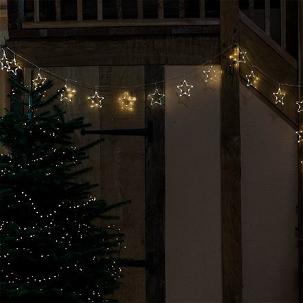 Indoor/outdoor star silhouette string lights