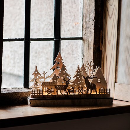 Wooden light up winter scene