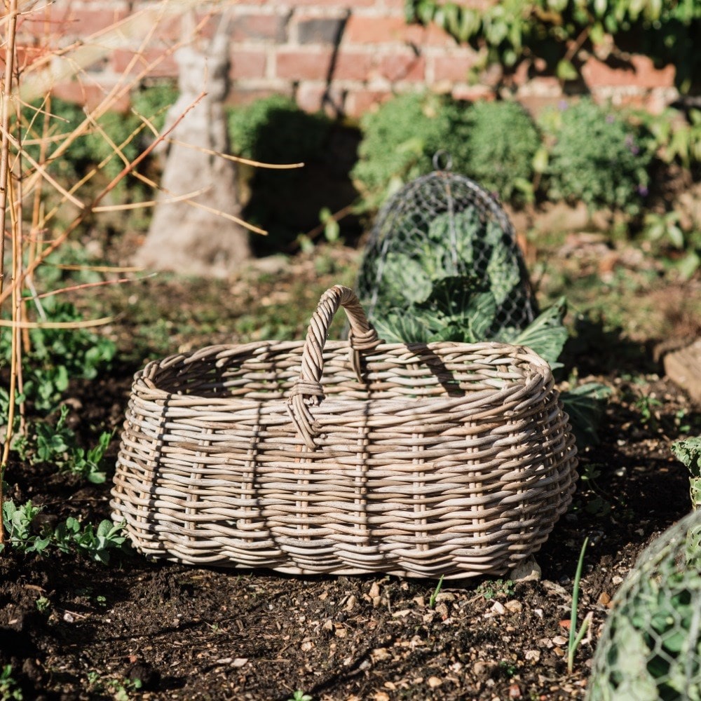 Foraging trug basket