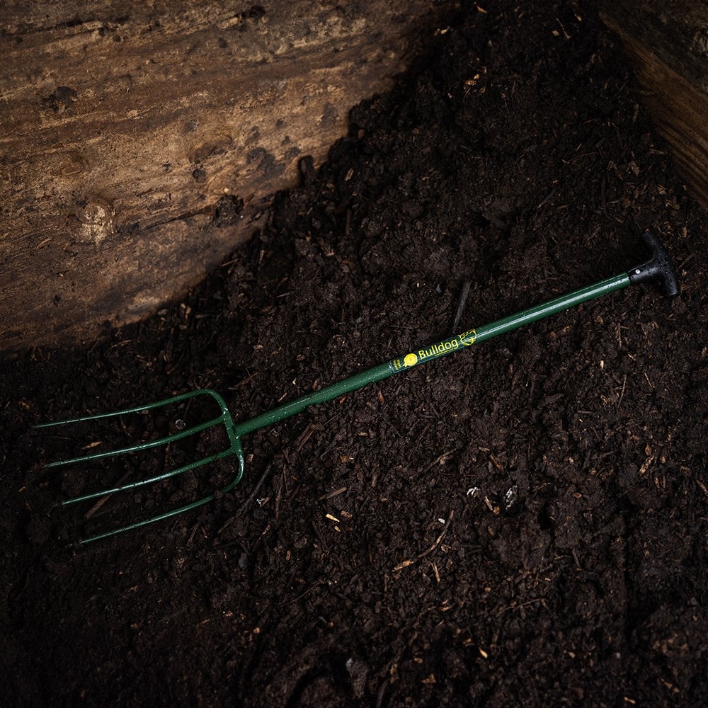 Lightweight manure/composting t-handle fork