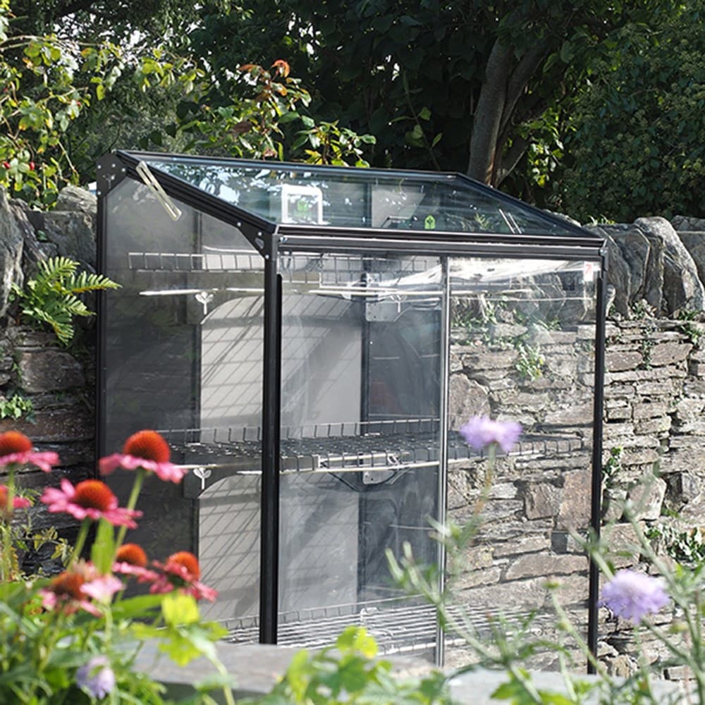 Harvst smart greenhouse