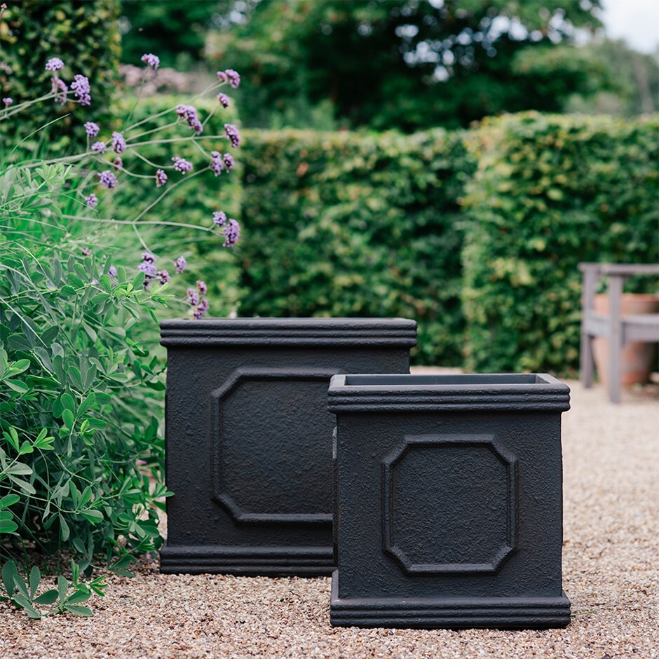 Textured cube planter
