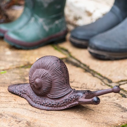 Cast iron snail boot jack