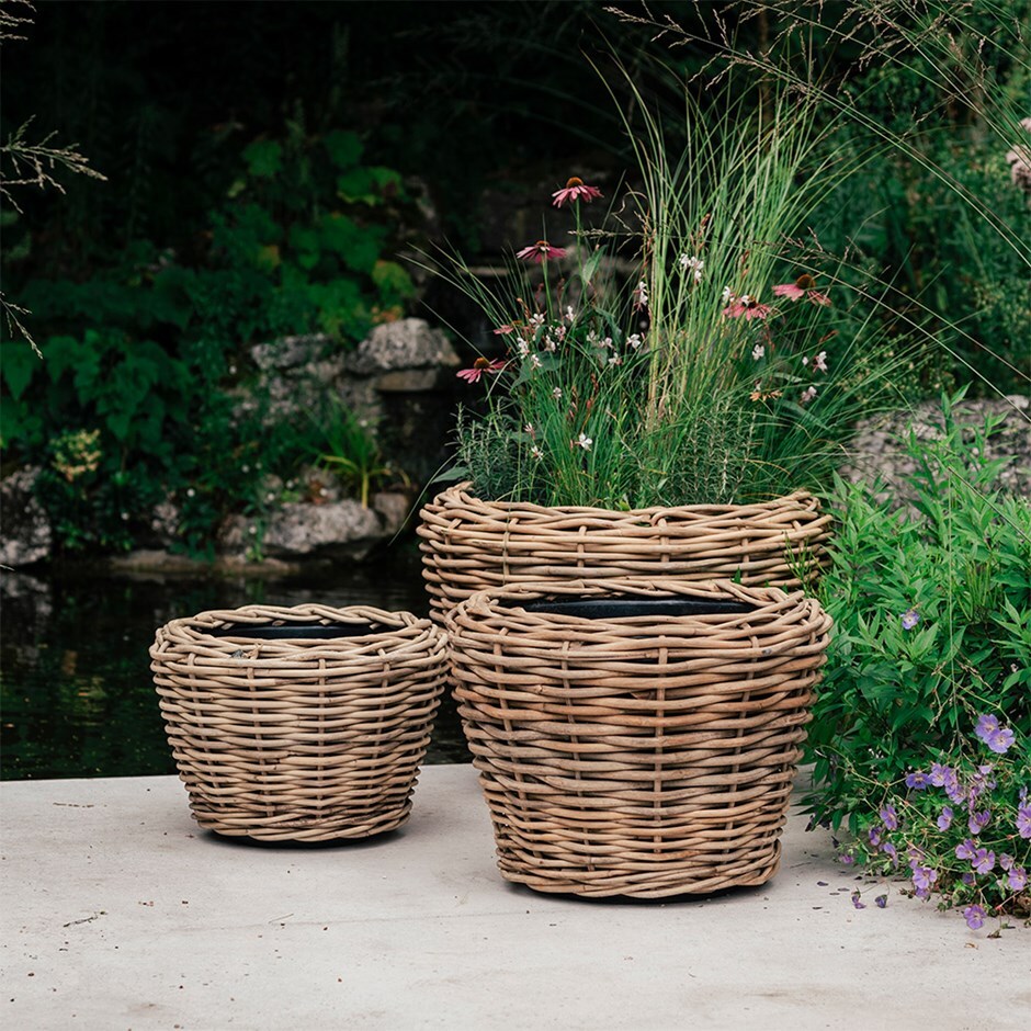 Round chunky rattan large plant pot 
