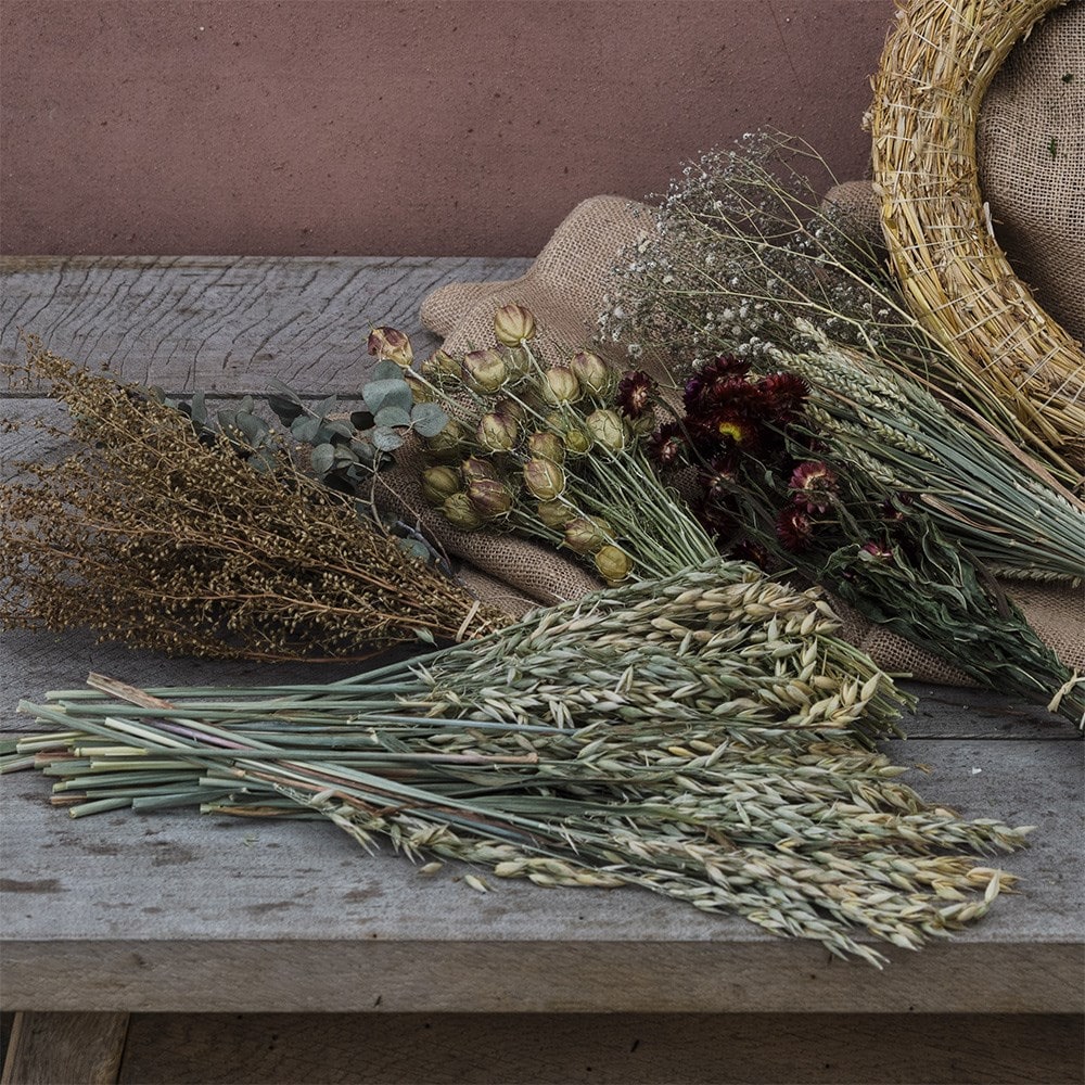 Dried flowers for wreath making