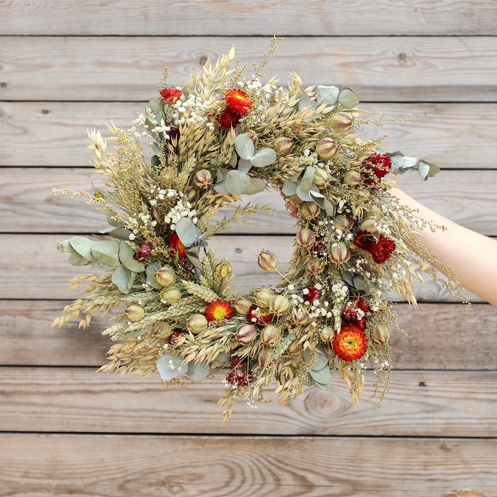 Dried flowers for wreath making