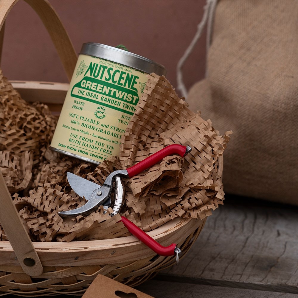 Luxury garden tool hamper
