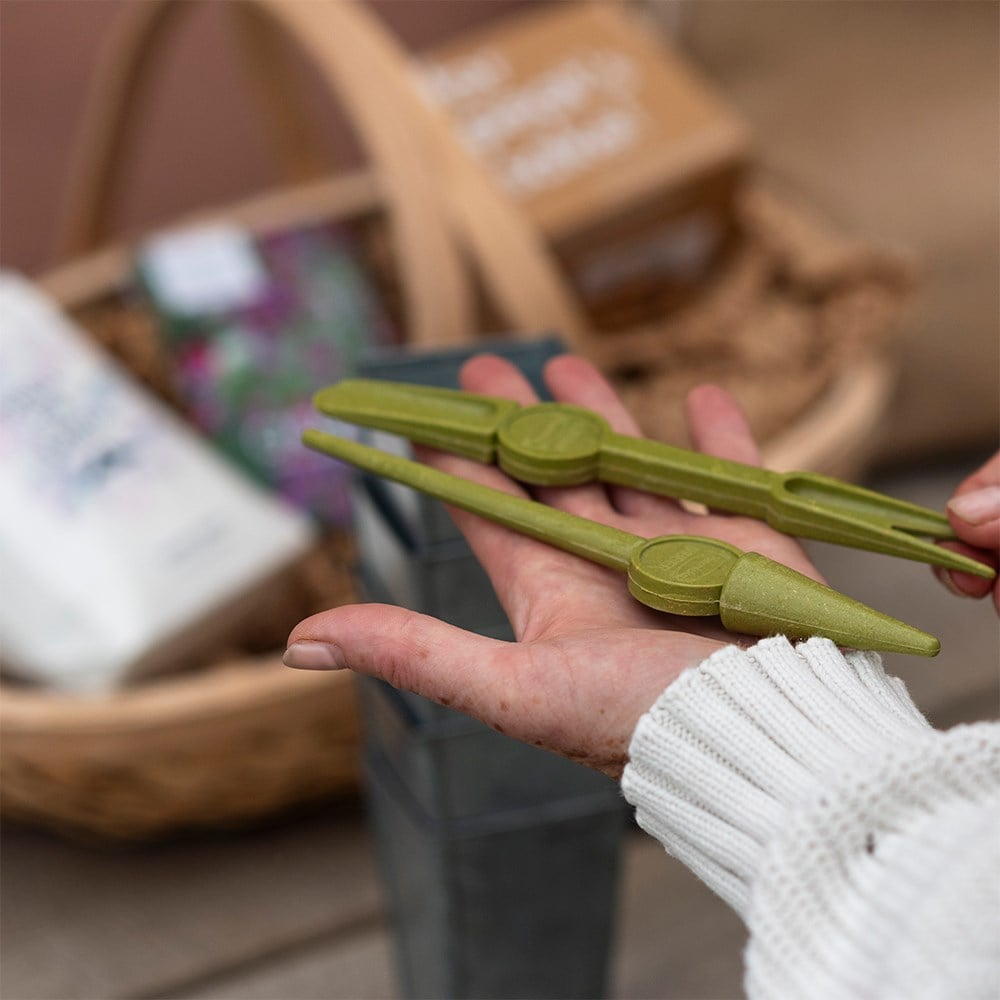 The seed grower's hamper