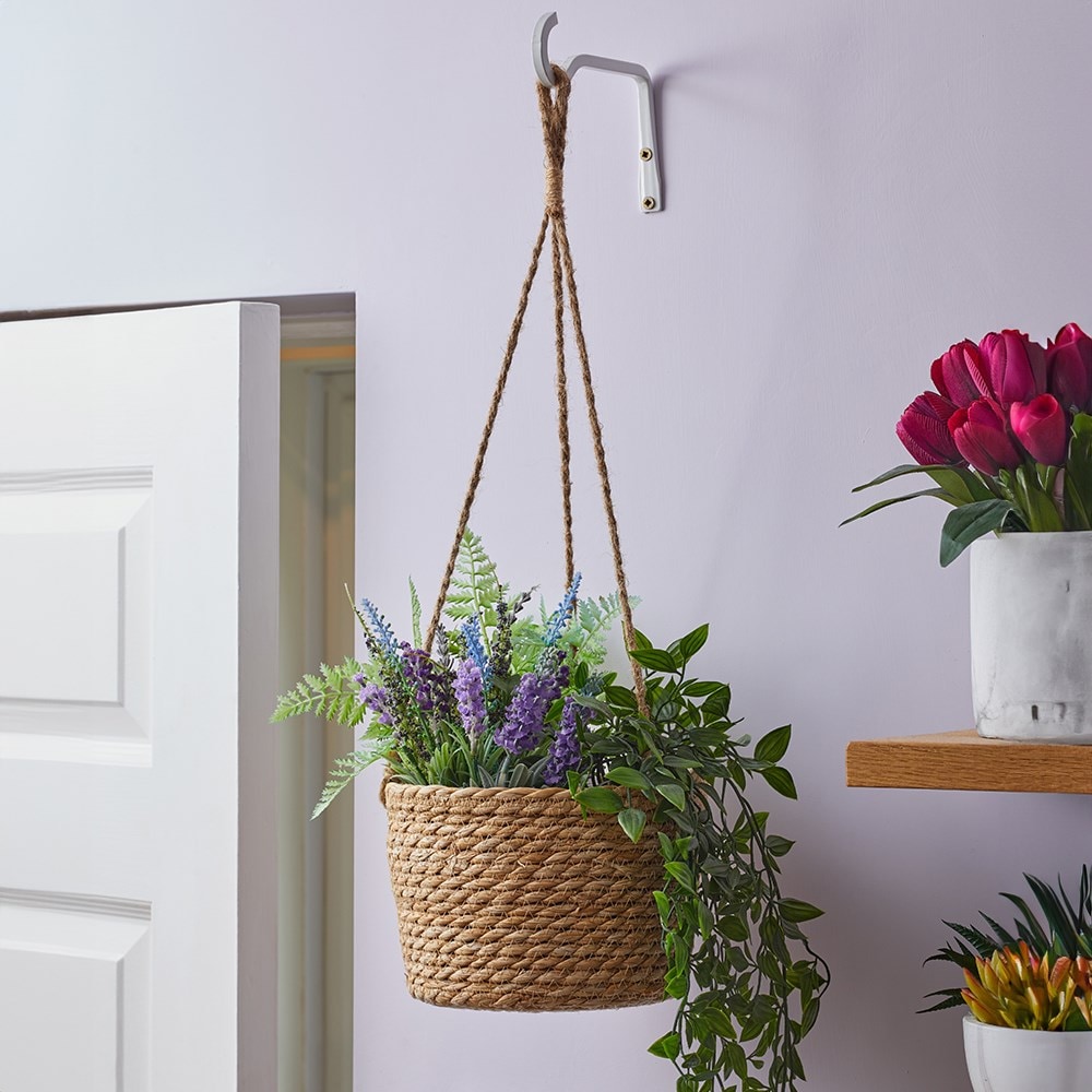 Woven hanging basket