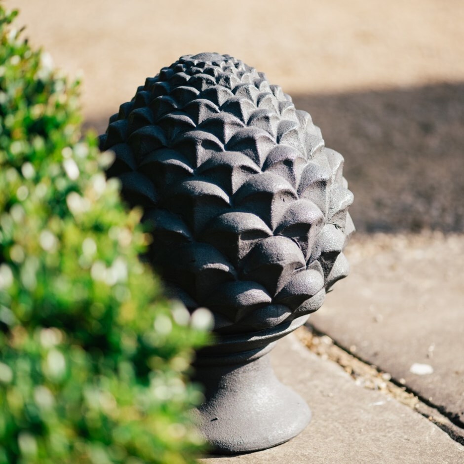 Pinecone ornament - weathered bronze 