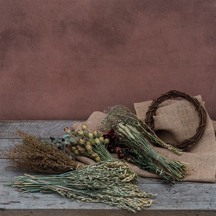 Dried flower wreath kit & vine wreath