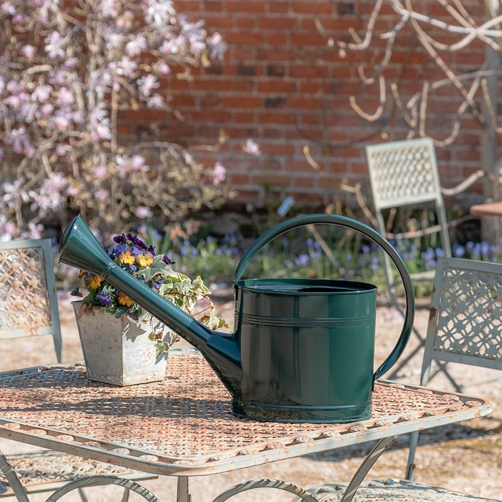 Waterfall watering can - British racing green