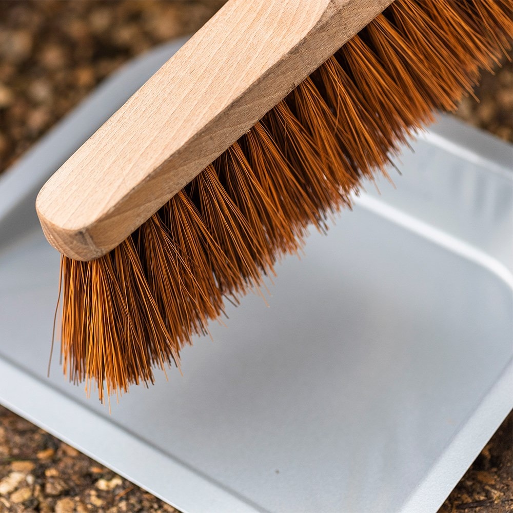 Long handled dustpan and brush