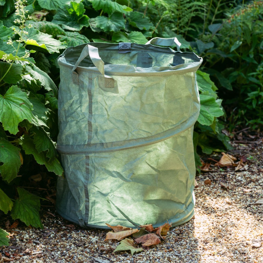Pop up garden tidy bag
