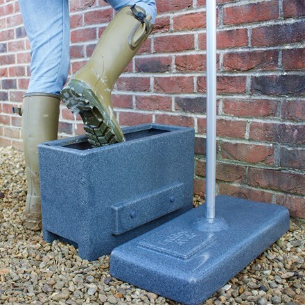 Wellington boot cleaner
