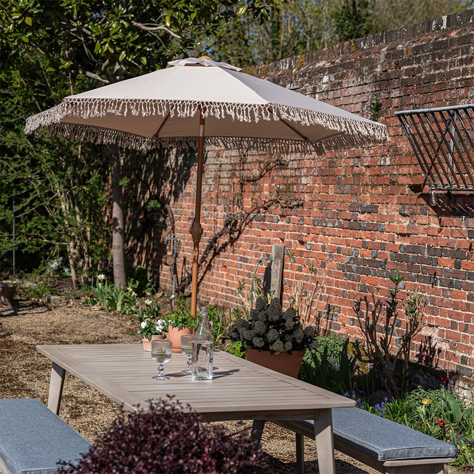Tassel trim parasol - 2.2m