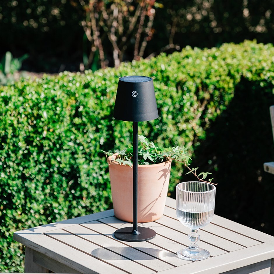 Solar table light