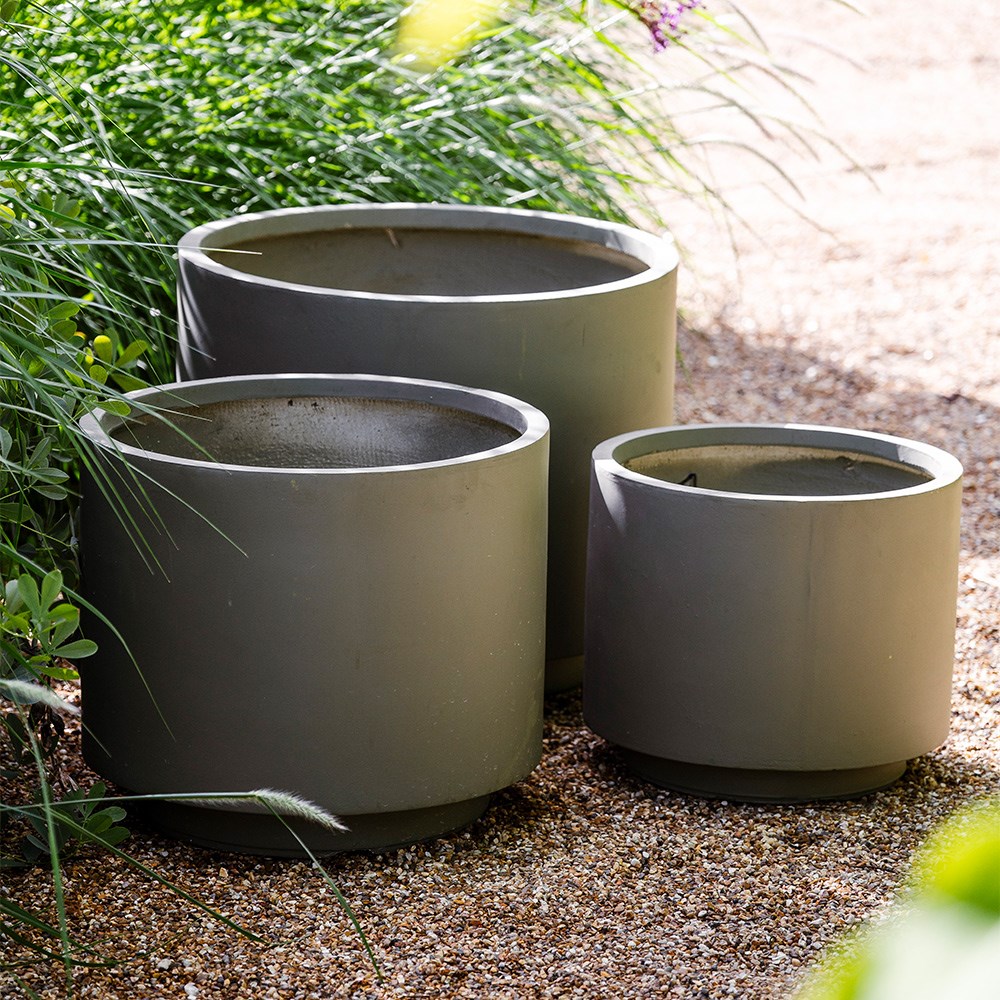 Set of three cylinder footed planters - khaki 