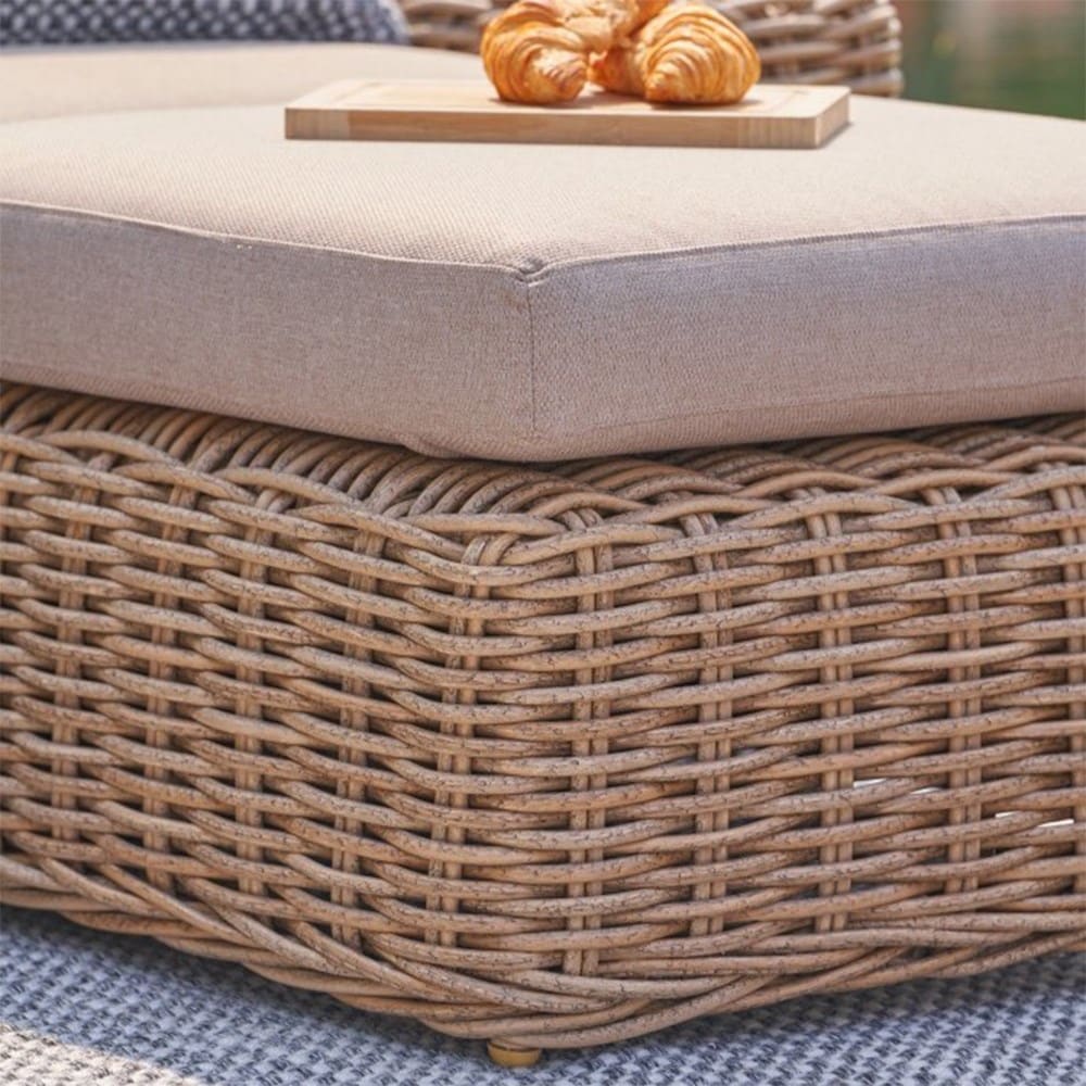 Natural chunky weave corner set