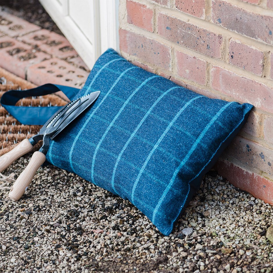 Tweed garden kneeler - dark blue
