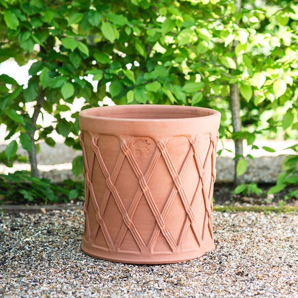 Terracotta basket barrel pot