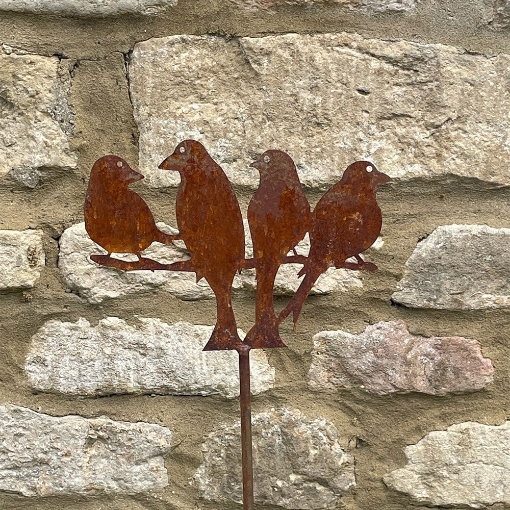 Perching birds stake - rust