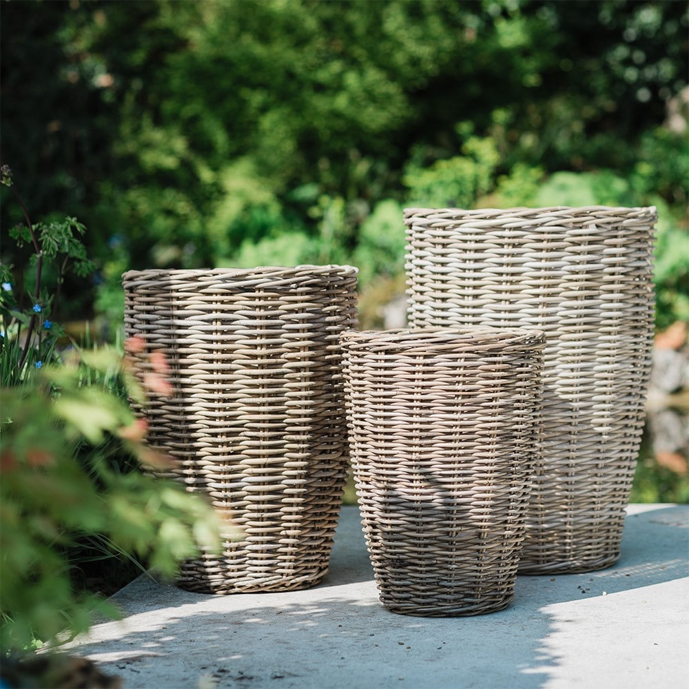 Tall tapered basket pot