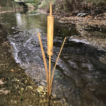Bulrush plant stake - rust