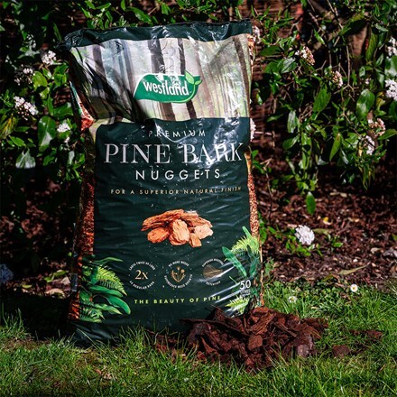 Premium pine bark nuggets