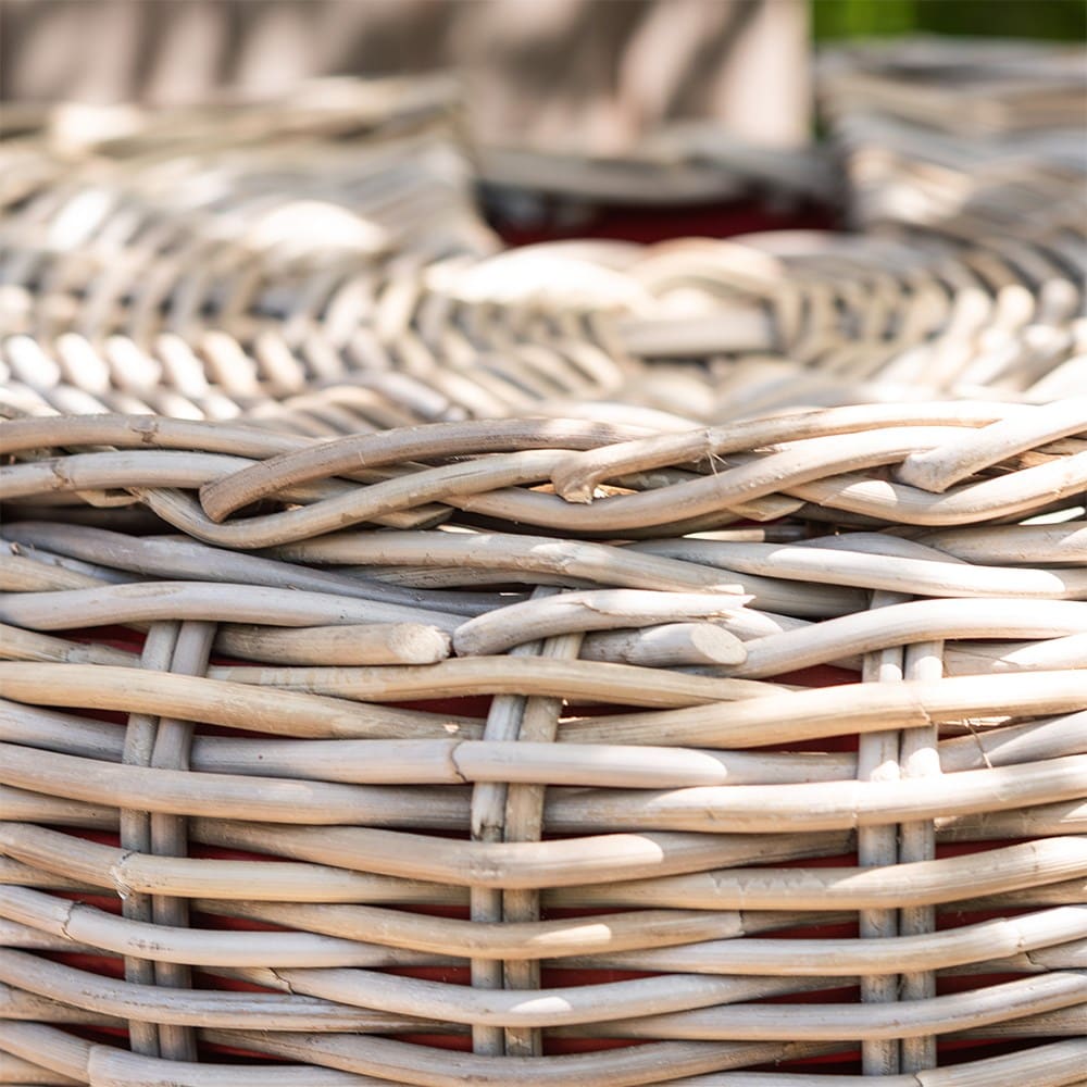Round rattan water butt