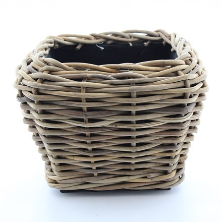 Square rattan planter