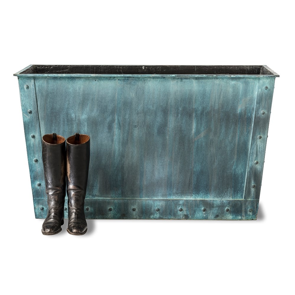 Lightweight beaten copper effect trough dip tank