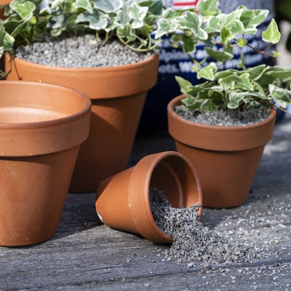Horticultural potting grit
